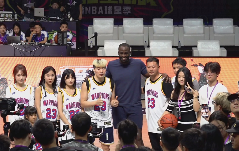 赛出现变化, 不再是一对, 而是变成二 赛出现变化, 不再是一对, 而是变成二