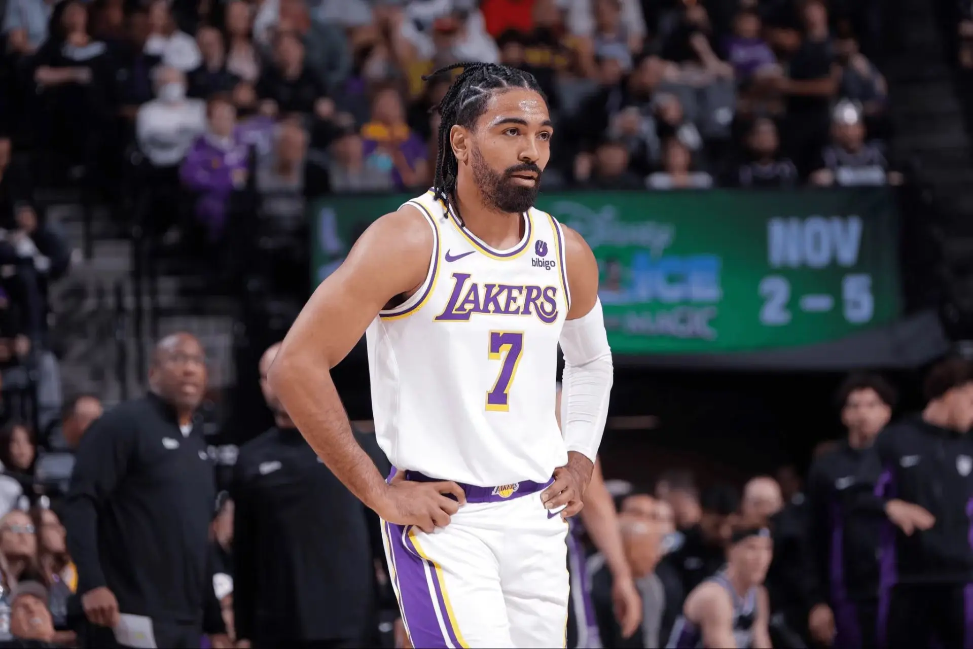 个赛季突然, 爆发了 个赛季突然, 爆发了