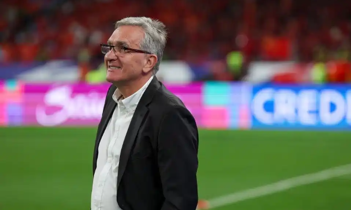 在执教国足 在执教国足