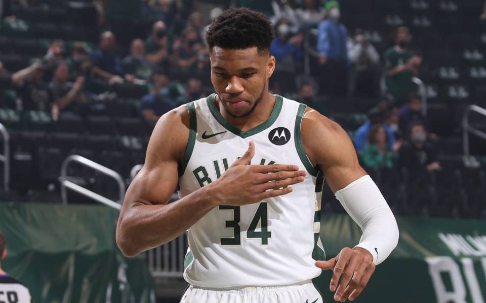 om, 知名媒体B, 亚历山大包 om, 知名媒体B, 亚历山大包